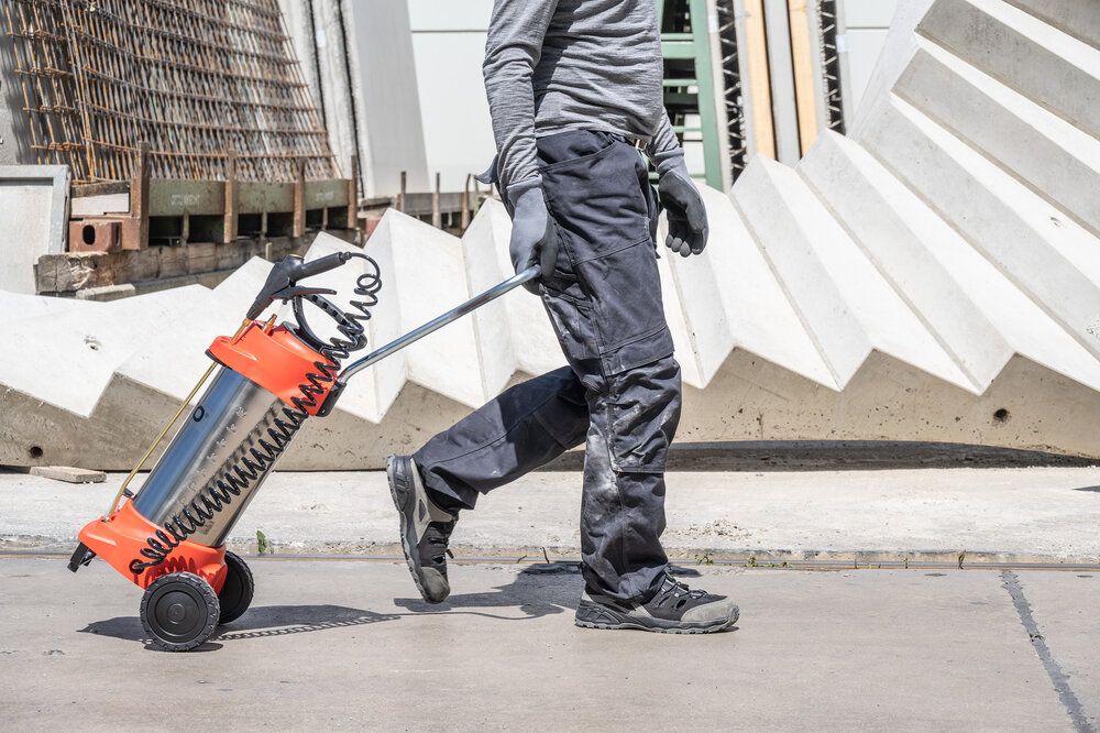 INOX PLUS 10 High compression 1,00
sprayer
