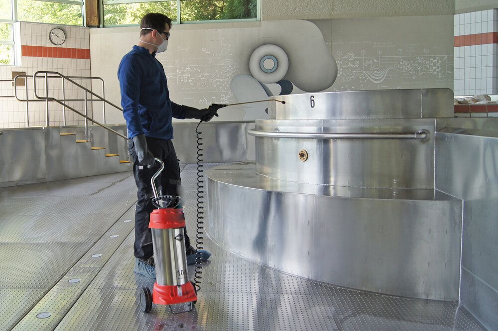 INOX PLUS 10 High compression 1,00
sprayer